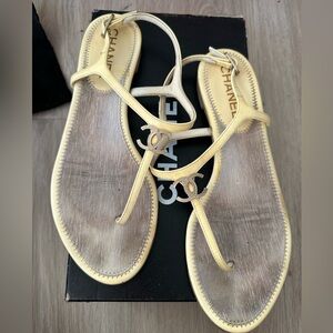 Chanel beige thong sandals